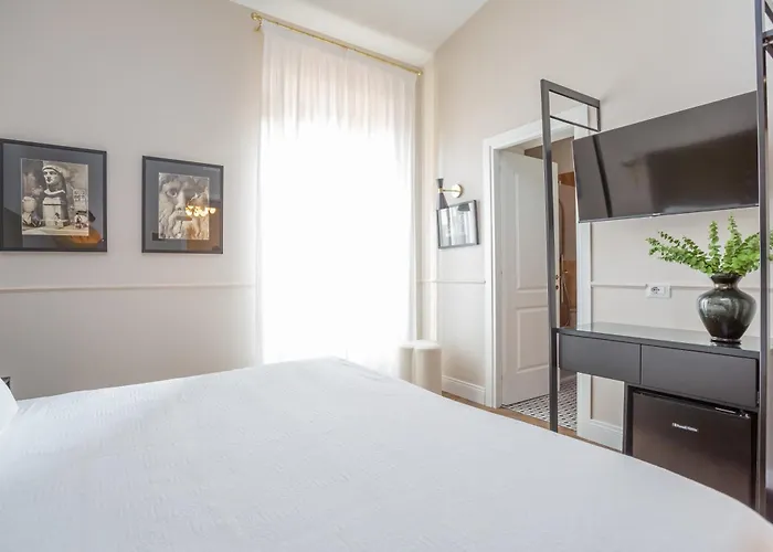 Pensjonat Daplace - White In Navona 4*