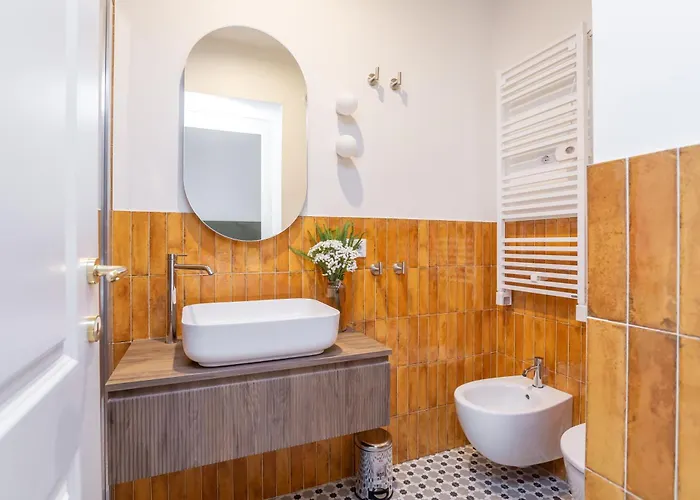 Daplace - White In Navona 4*